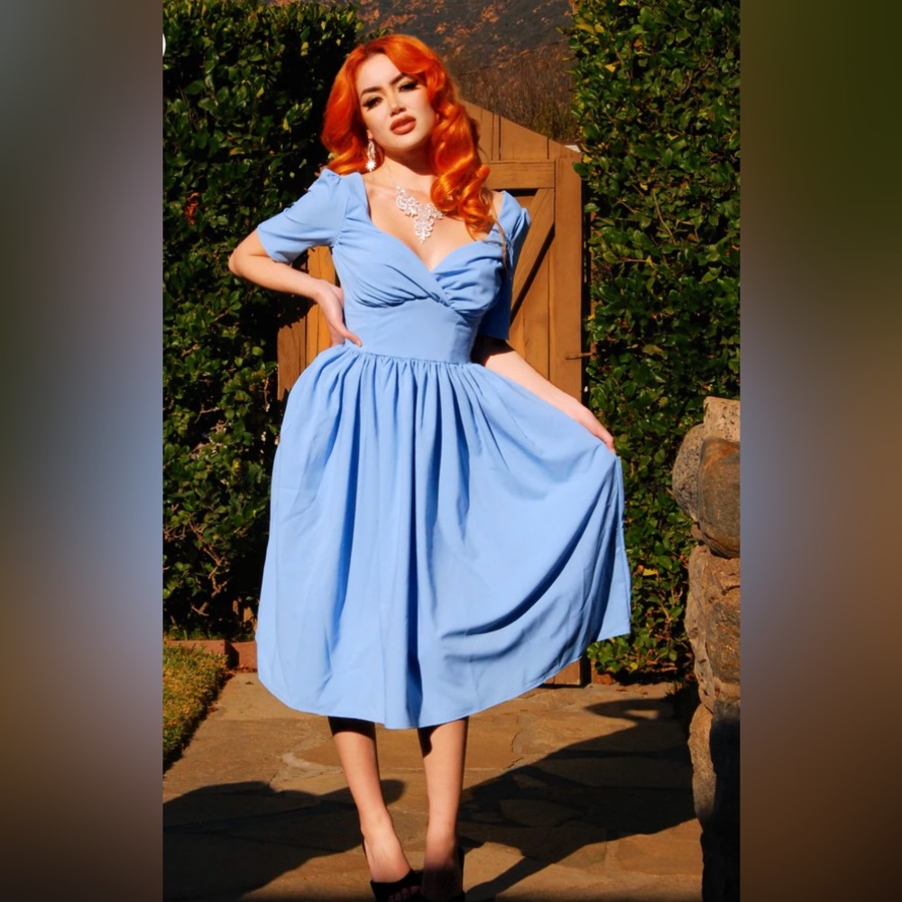 Pinup Couture NWT chambray Paige Large